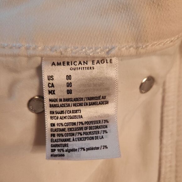 American Eagle Outfitters Mid Rise Midi Jean Shorts Frayed Hem, Size 00, White - Picture 9 of 10